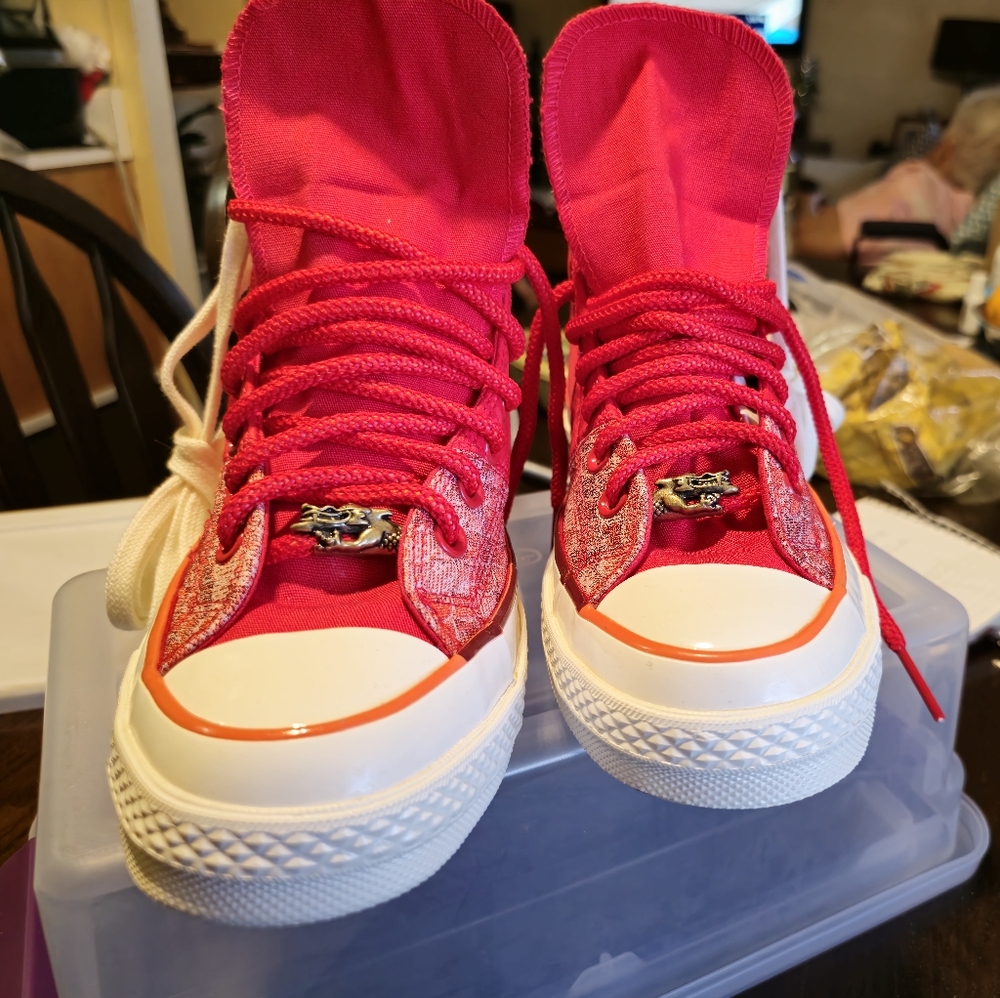 CONVERSE CHUCK 70 LUNAR New year